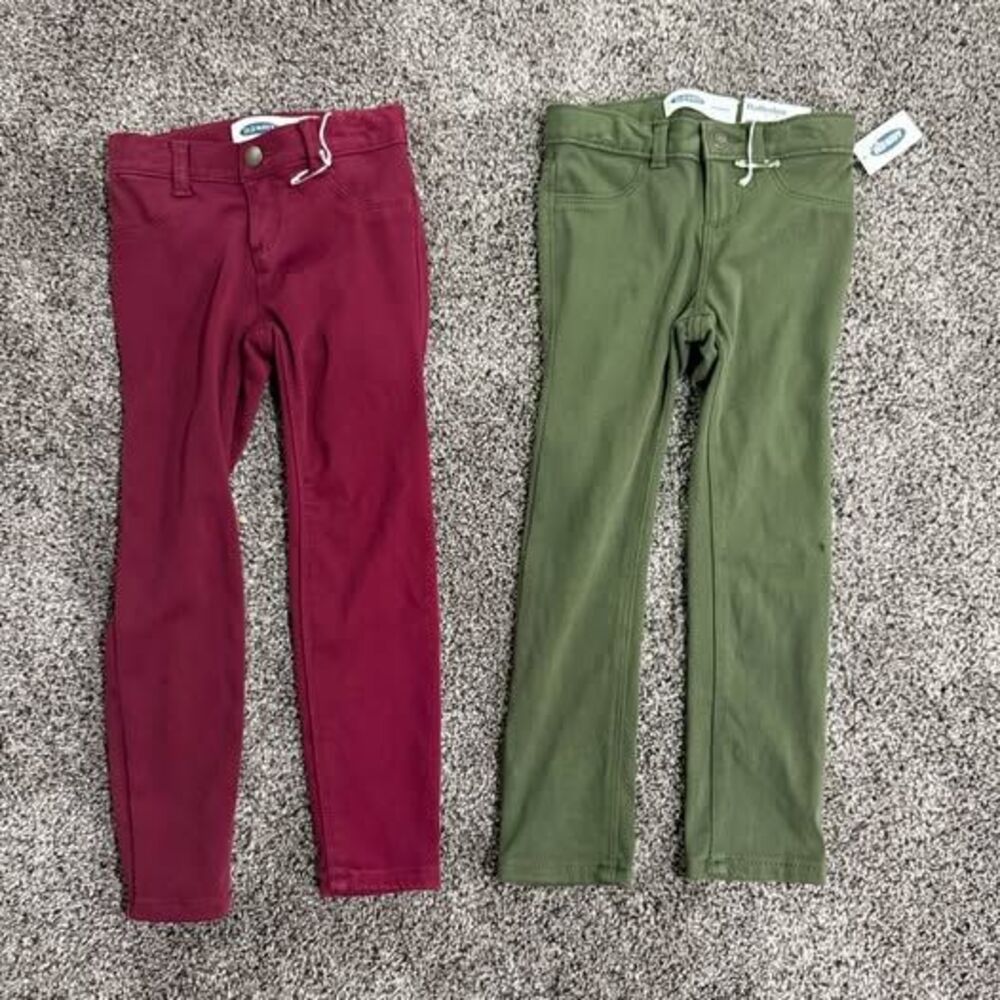 Old navy jeggings size 5t. set of 2. NWT